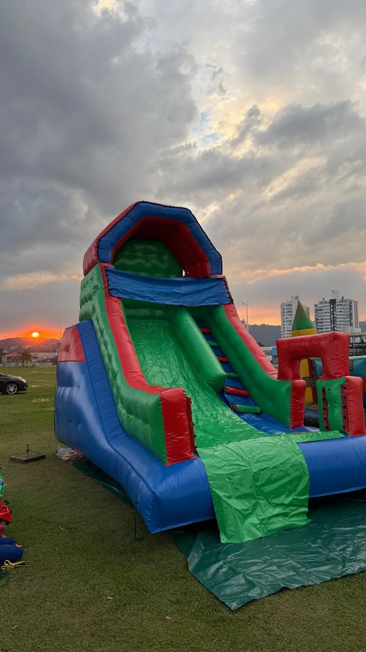 Tobogã Slide para aluguel em Florianópolis